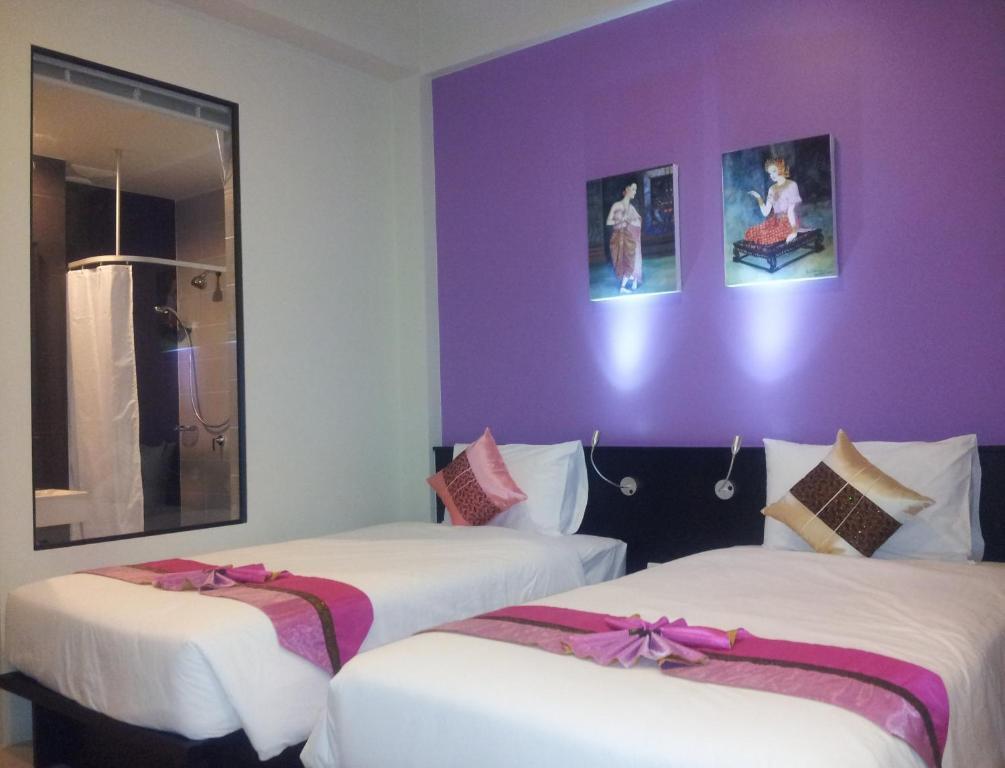 Leisure Place Phuket Chalong Exterior photo